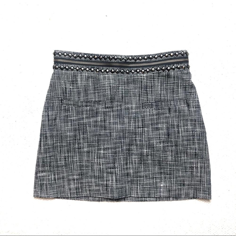 H&M tweed/studded skirt - H&M size 6, fits small